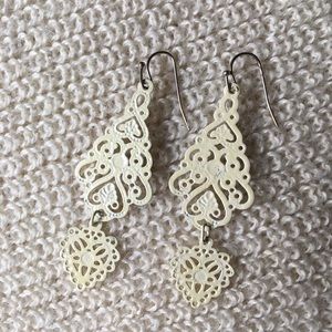 Off white lace look earrings